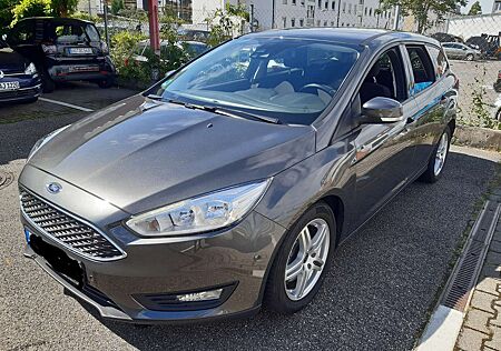 Ford Focus Turnier 1.5 EcoBoost Start-Stopp-System Aut.