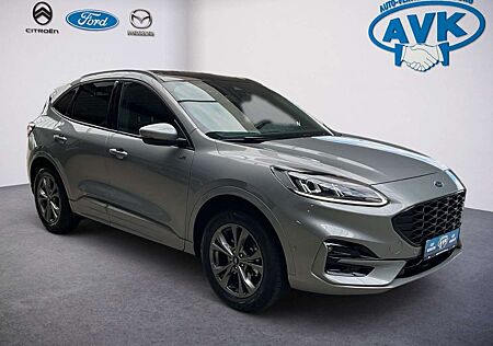 Ford Kuga Plug-In Hybrid ST-Line X mit Winterpaket