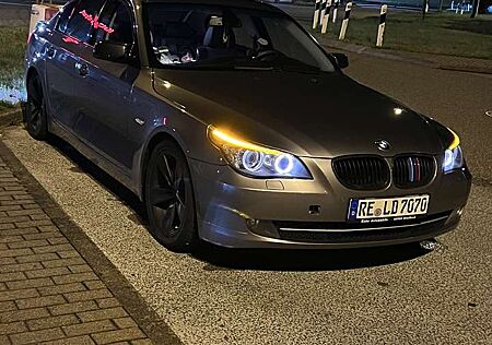 BMW 530i 530