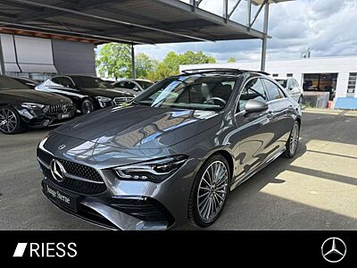 Mercedes-Benz CLA 200 d Coupé AMG PANO KEYL AMBI KAM 19 ZOLL