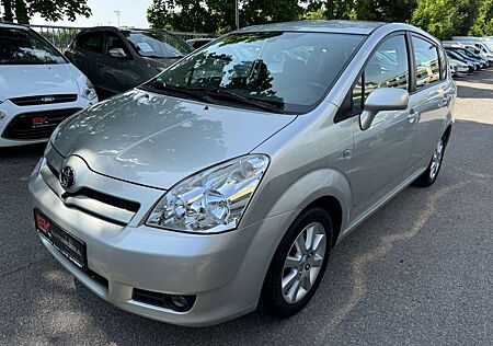 Toyota Corolla Verso 1.8 Executive Aut Navi 7-Sitzer