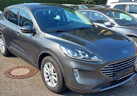 Ford Kuga 2.0 EcoBlue 4x4Aut. TITANIUM AHK WINTERPAKET NAVI