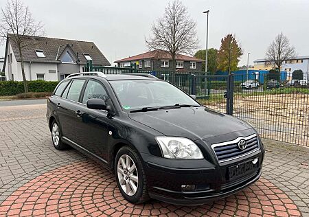 Toyota Avensis 1.8 VVT-i Combi TÜV NEU+INSP.NEU+PDC+SHZ