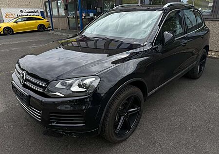 VW Touareg Volkswagen V6 TDI BMT*STDHZG*AHK*PANO*KAMERA*LEDER*