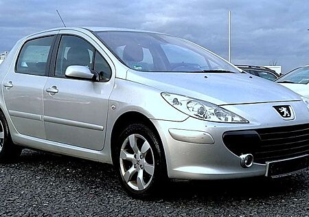 Peugeot 307 2.0 16V 140 PS Aut.* Klima * PDC * Multifktlkrd *