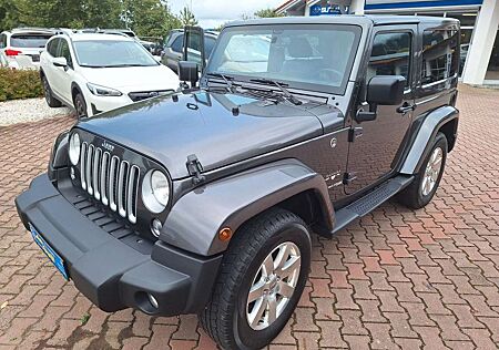 Jeep Wrangler / Unlimited Sahara