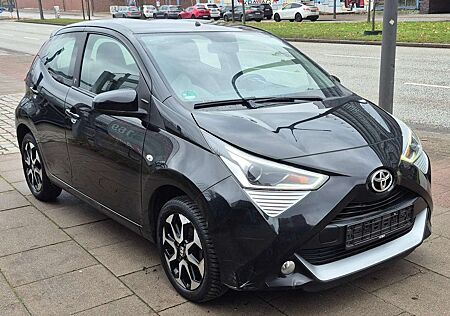 Toyota Aygo x-play Team D