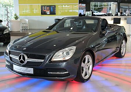 Mercedes-Benz SLK 200 Roadster Automatik*LEDER*NAVI*SHZ*ALU*