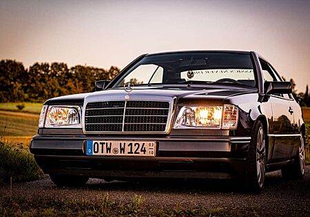 Mercedes-Benz CE 300