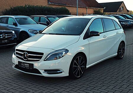 Mercedes-Benz B 180 CDI Motorlampe aktiv