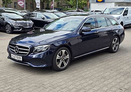 Mercedes-Benz E 450 T-Modell 4-Matic EU6d-T Niveau Navi Leder Digitale