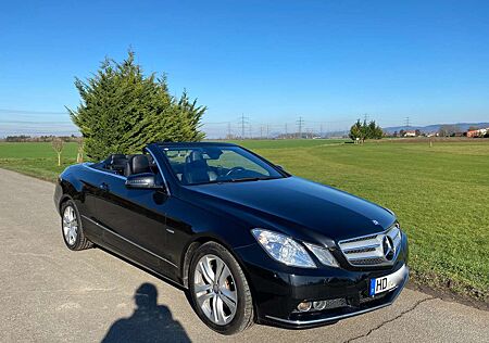 Mercedes-Benz E 350 E-Klasse Cabrio CGI Cabrio BlueEFFICIENCY 7G-TRONIC TÜV NEU :)