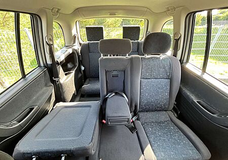 Opel Zafira 1.6 ( 16V )-Elegance -7 Sitzer Tüv neu