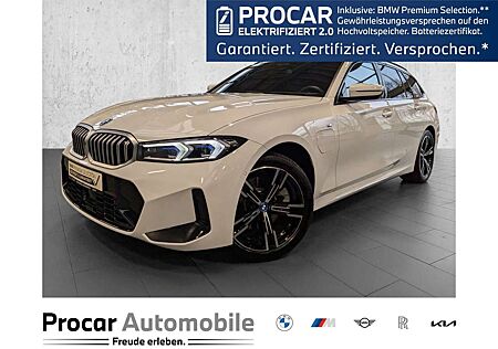 BMW 330 e xDrive M Sport Pano AHK Komf DAProf LivCocProf