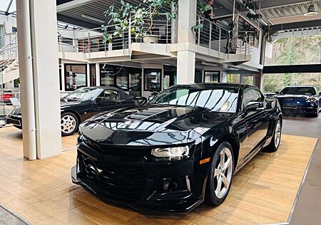 Chevrolet Camaro Coupe 6.2 V8 • 17 tkm TÜV Service neu