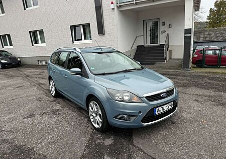 Ford Focus Turnier 2.0 16V Ghia