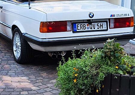 BMW 325 E30 i Cabrio