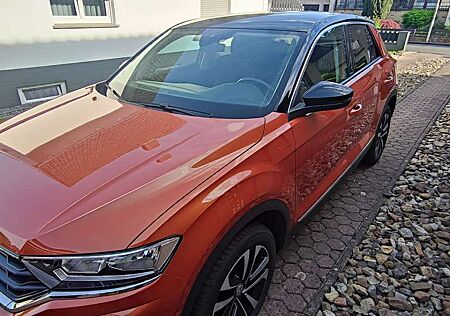 VW T-Roc Volkswagen 1.6 TDI SCR IQ.DRIVE