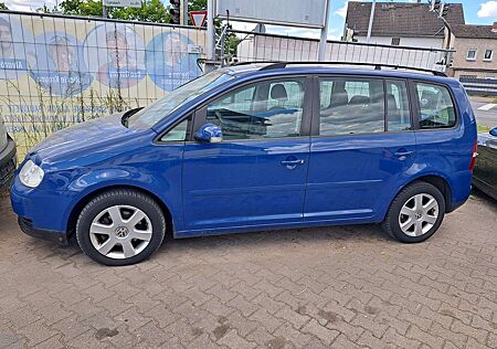 VW Touran Volkswagen * Automatik - Klimaanlage *