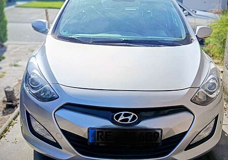 Hyundai i30 i30cw 1.4 blue Classic