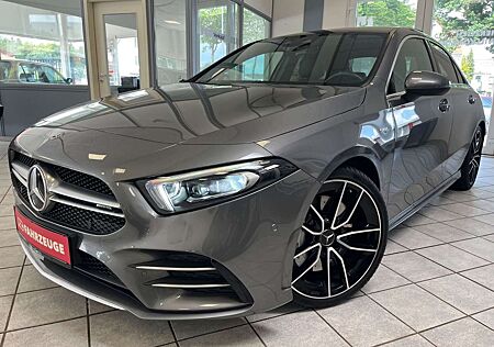 Mercedes-Benz A 35 AMG 4Matic PANO / BURMESTER / JUNGE STERNE*