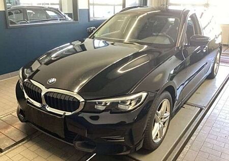 BMW 320 d xDrive Sport Line AHK*ACC*LED*HIFI*PDC
