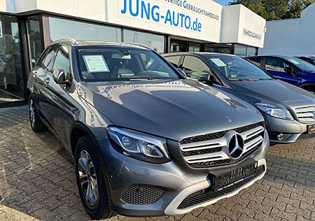 Mercedes-Benz GLC 220 d 4Matic Pano LED Navi 1.Hd. Scheckheft