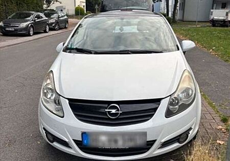 Opel Corsa 1.4 16V Color Edition