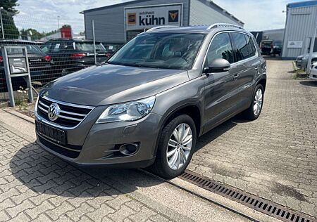 VW Tiguan Volkswagen Sport & Style 4Motion LEDER