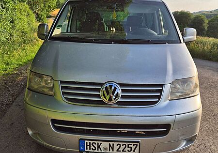 VW T5 Multivan Volkswagen Multivan Highline