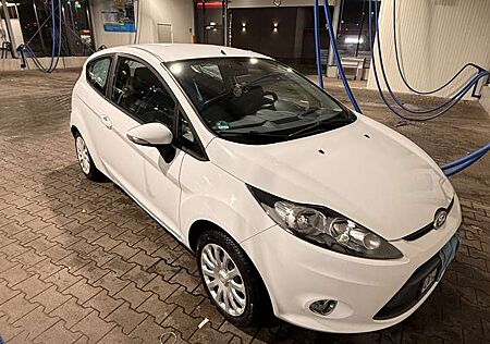 Ford Fiesta Trend mit Winterpaket
