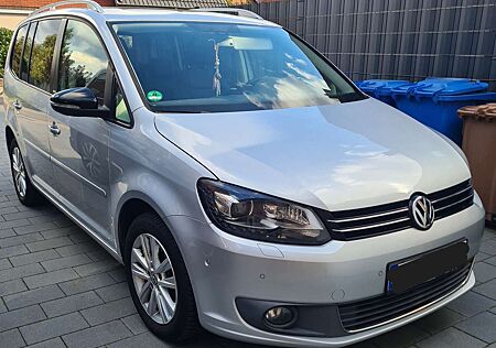 VW Touran Volkswagen 2.0 TDI DPF DSG STYLE