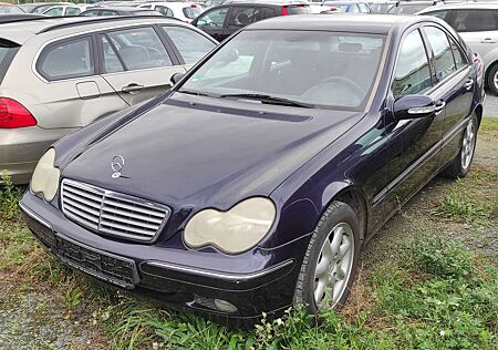 Mercedes-Benz C 240 *TÜV NEU* AUTOMATIK 1-HAND KLIMAA 8xALU TEMP BC