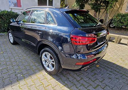 Audi Q3 2.0 TFSI quattro S tronic