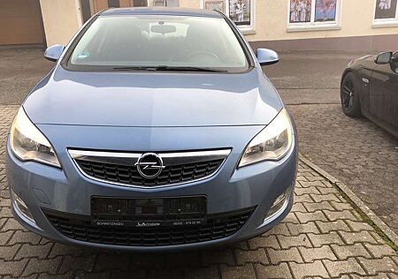 Opel Astra 1.6 Design Edition