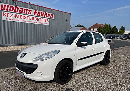 Peugeot 206 + Urban Move 1.4 Benzin