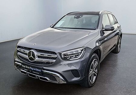 Mercedes-Benz GLC 300 de 4M +DISTR PANO SPUR AHK SHZ MEMO