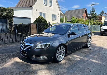 Opel Insignia 2.0 CDTI Sports Tourer Automatik Sport