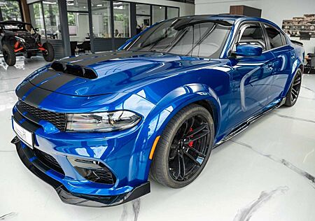 Dodge Charger 6,4 SCAT PACK WIDEBODY LED