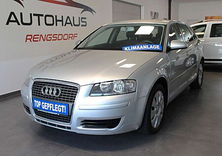 Audi A3 Sportback 1.6 Attraction 102 PS