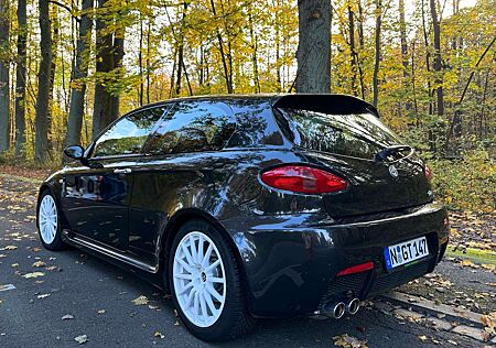 Alfa Romeo 147 ** DER Top GTA ** 3.2 V6 24V Selespeed