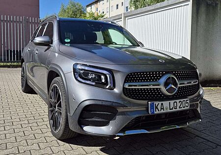 Mercedes-Benz GLB 200 4Matic 8G-DCT AMG Line