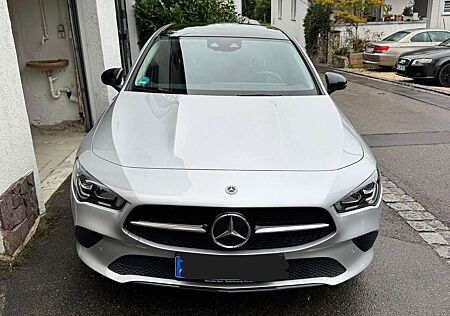 Mercedes-Benz CLA 250 e Shooting Brake 8G-DCT