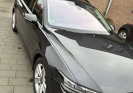 VW Passat Variant Volkswagen Business