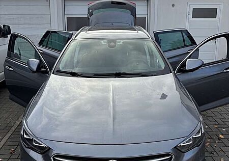 Opel Insignia Country Tourer 2.0 BiTrb D 4x4 Automatik Exclusive