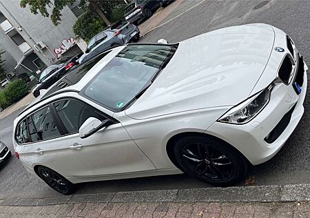 BMW 320d 320 Touring Aut. Blue Performance