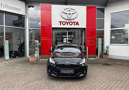 Toyota Yaris Hybrid Teamplayer