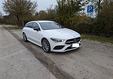 Mercedes-Benz CLA 200 Shooting Brake 7G-DCT AMG Line