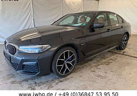 BMW 545 e xDr M Sport LED CockpitProf ACC Kamera19"