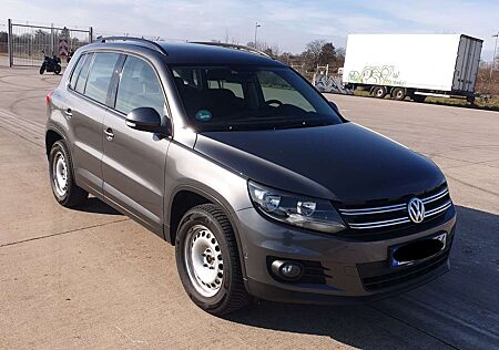 VW Tiguan Volkswagen 2.0 TDI SCR BlueMotion Technology Trend